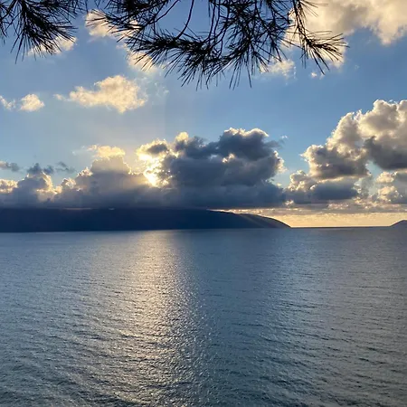 Apartment Seaview In *