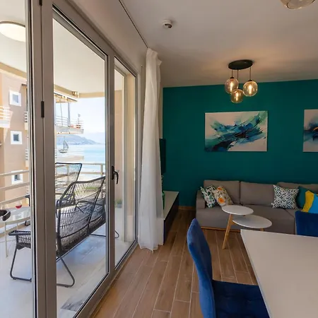 Seaview In Apartment *