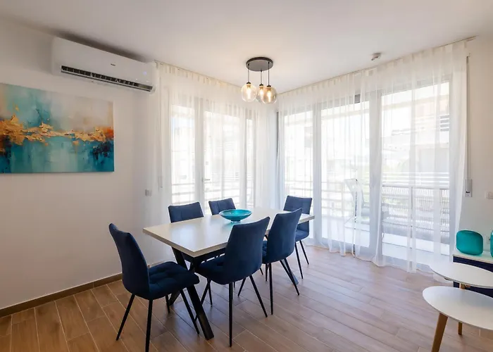 Seaview In Apartment